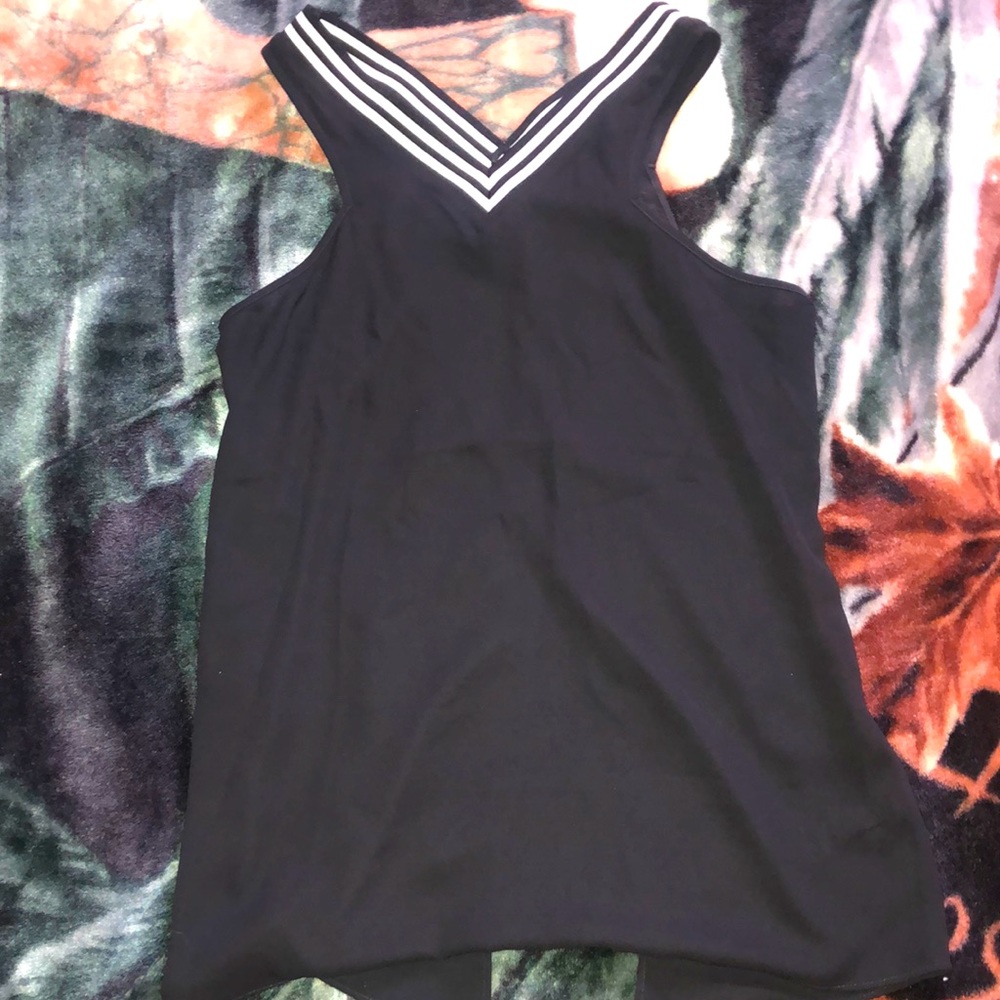 Black EXPRESS v neck tank top (open from the back)